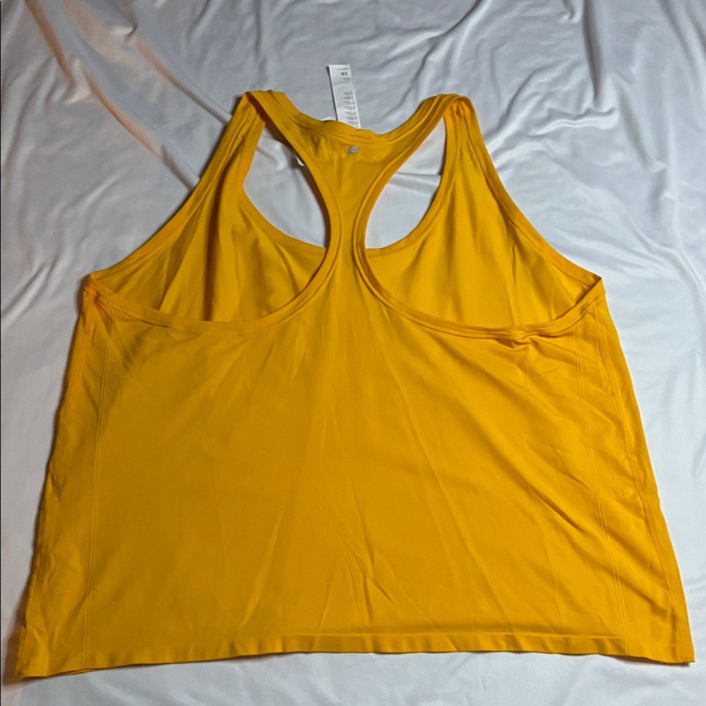 NWT Fabletics Racerback Tank - Picture 6 of 9